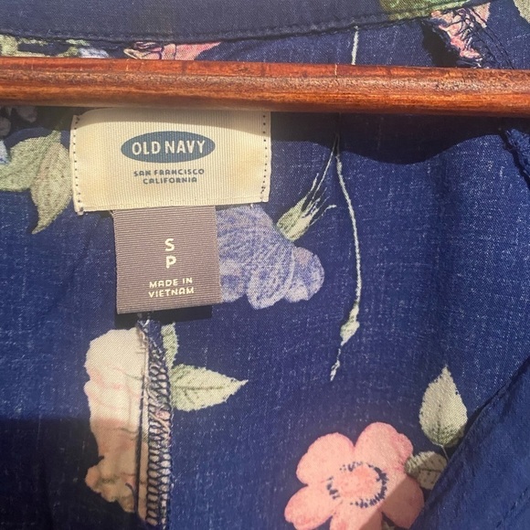 Old Navy dress mid length short  sleeve - Size S - Picture 4 of 4